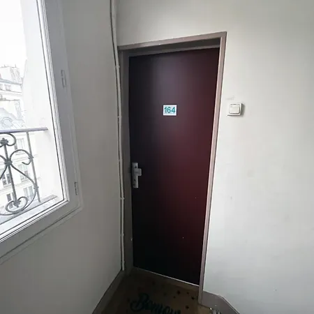 Urbanflat 164 - Parisien En Plein Centre Appartement *